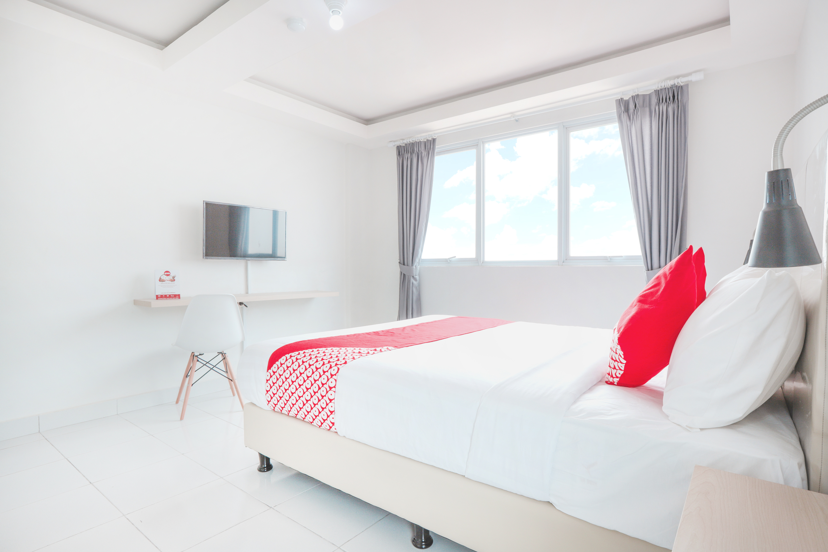 OYO Flagship 210 Amethyst Kemayoran