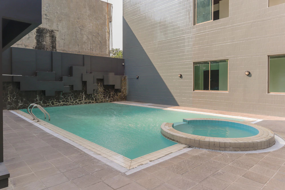 OYO Townhouse 2 Hotel Gunung Sahari