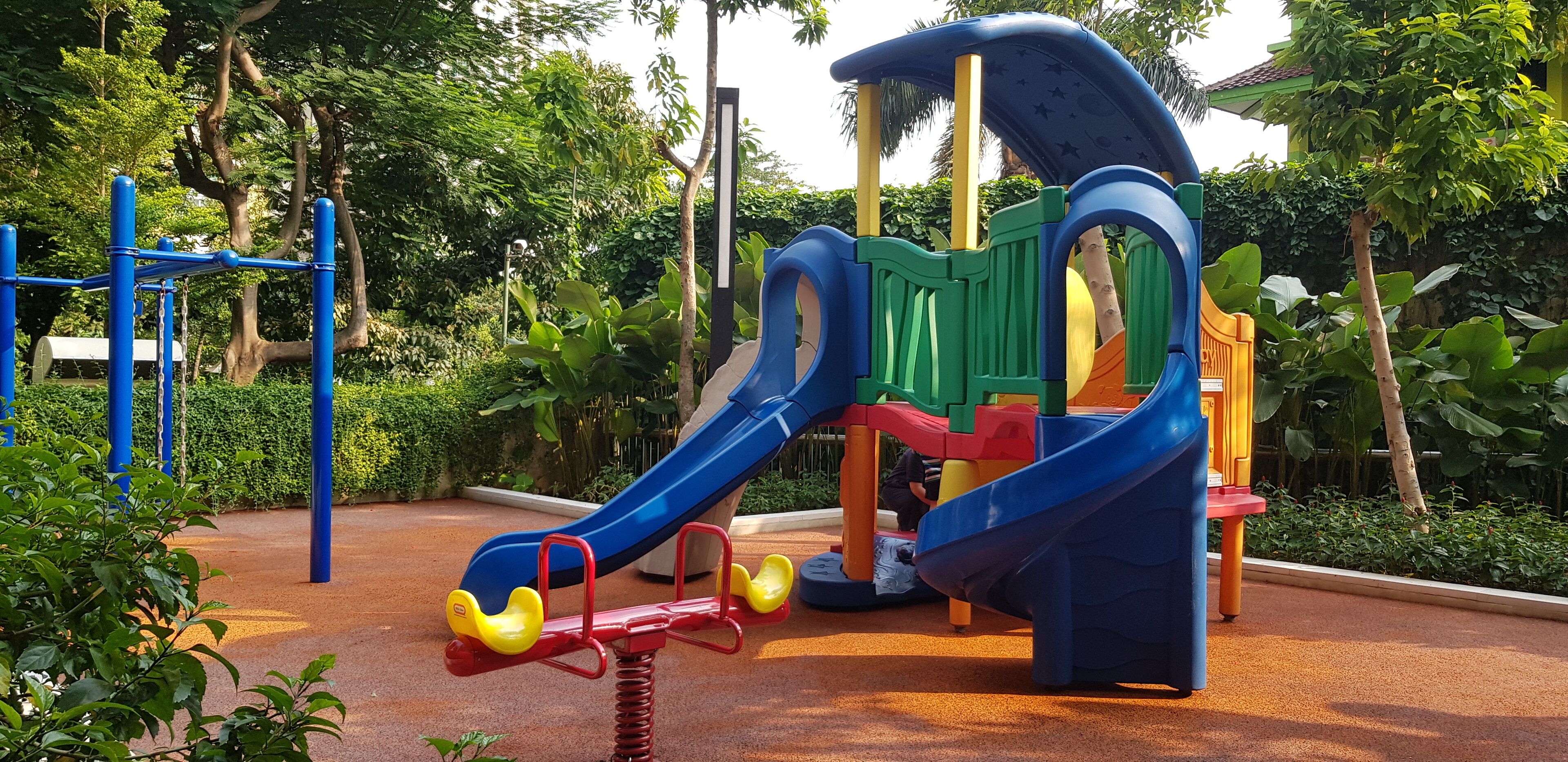 Pakubuwono View by Apatel