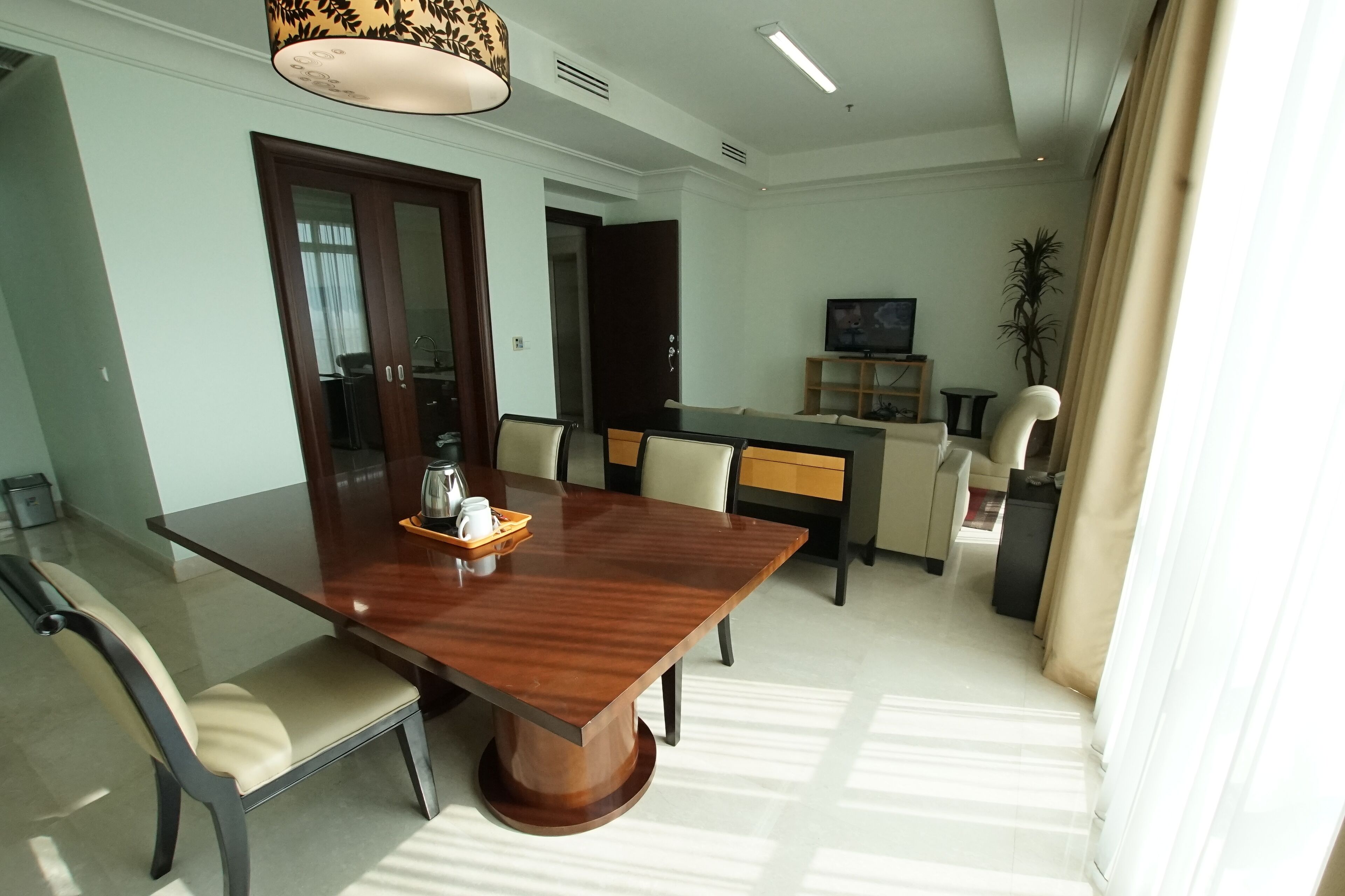 Pakubuwono View by Apatel