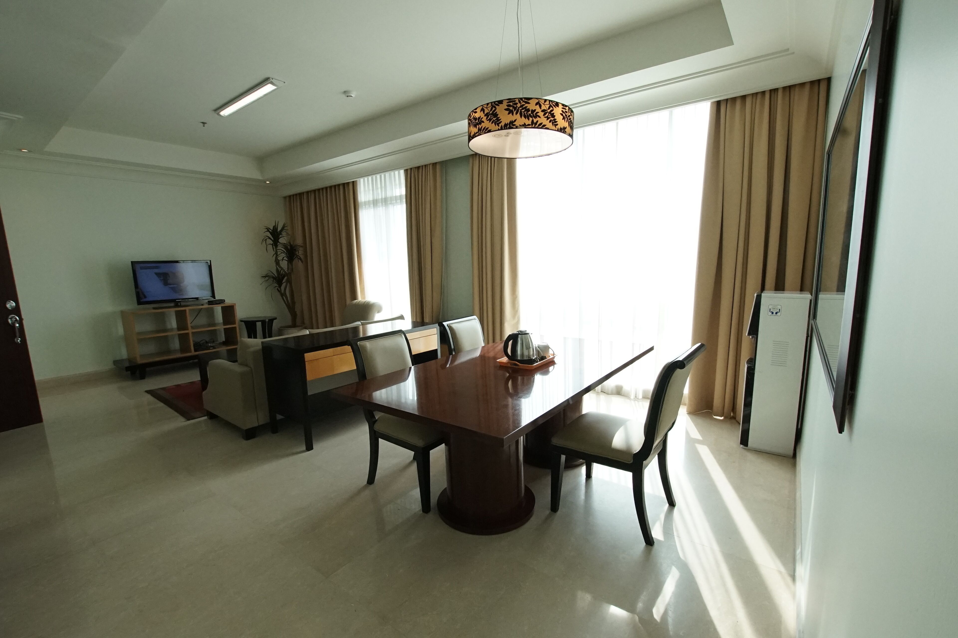 Pakubuwono View by Apatel