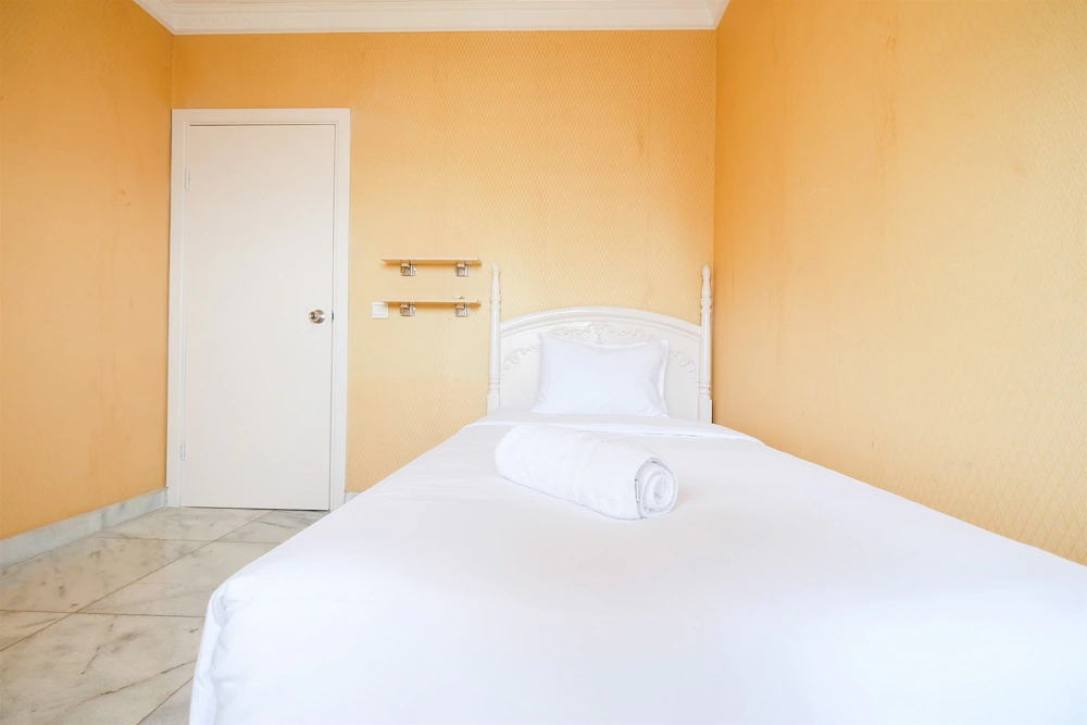 Paladian Park Apartment