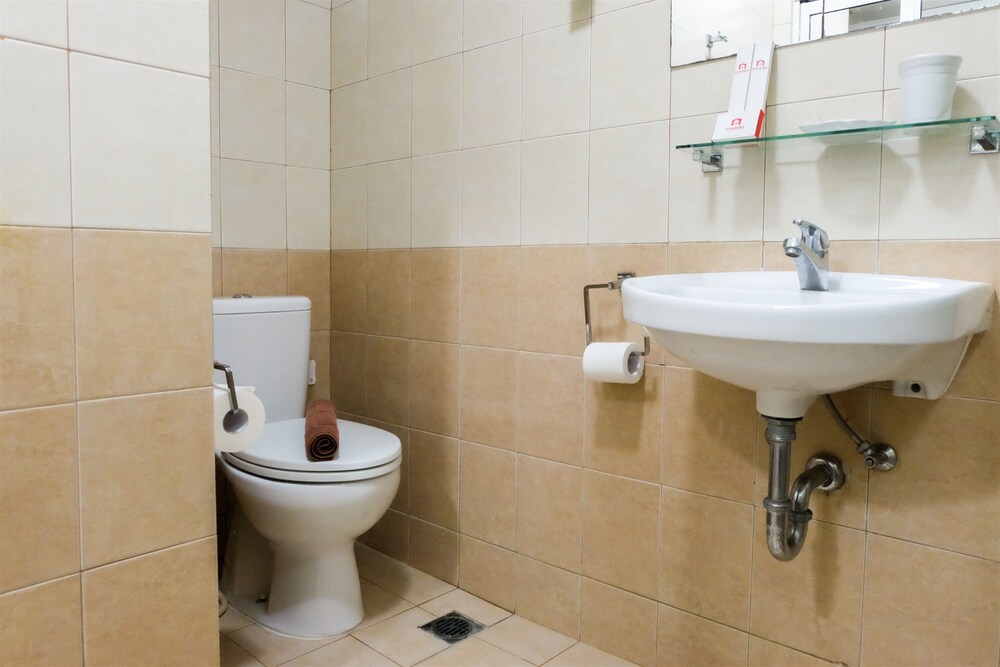 Paladian Park Apartment