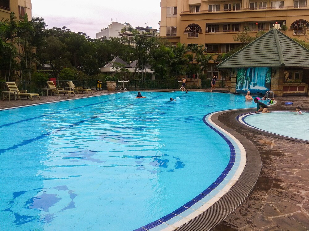 Paladian Park Apartment