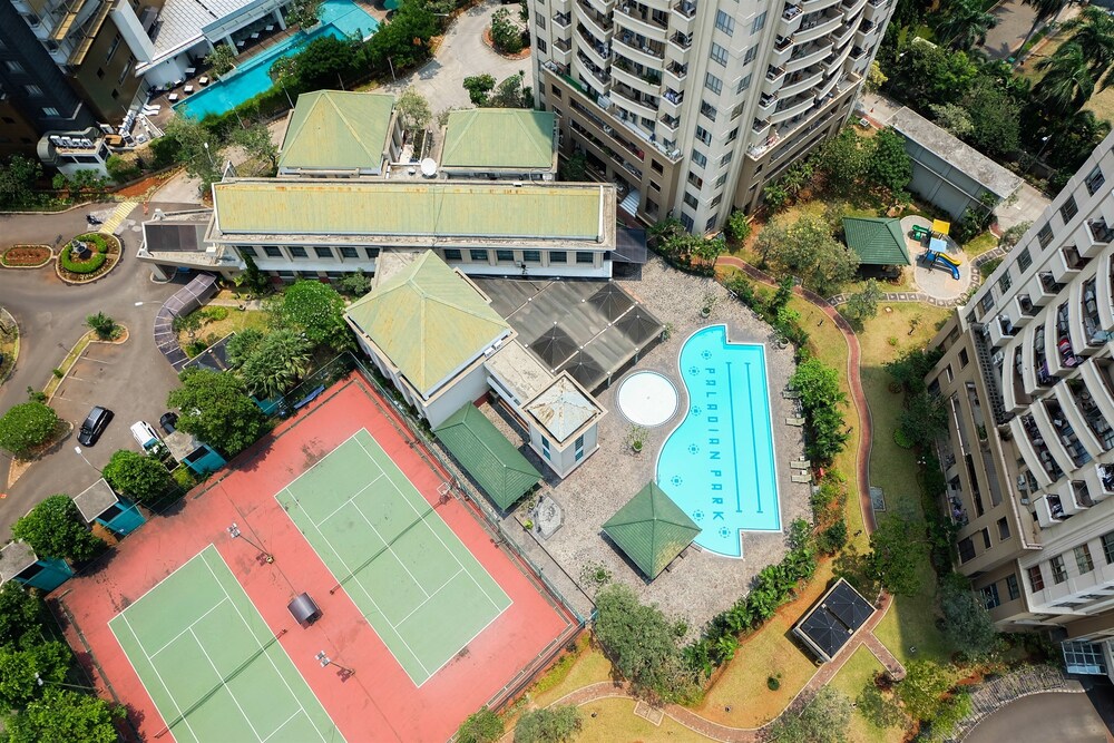 Paladian Park Apartment