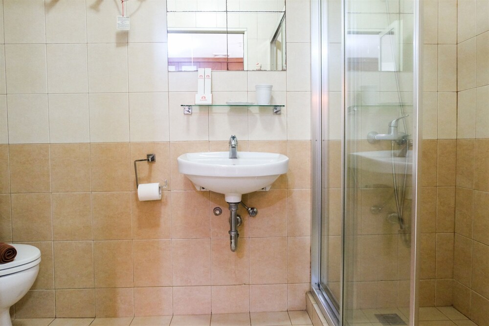 Paladian Park Apartment