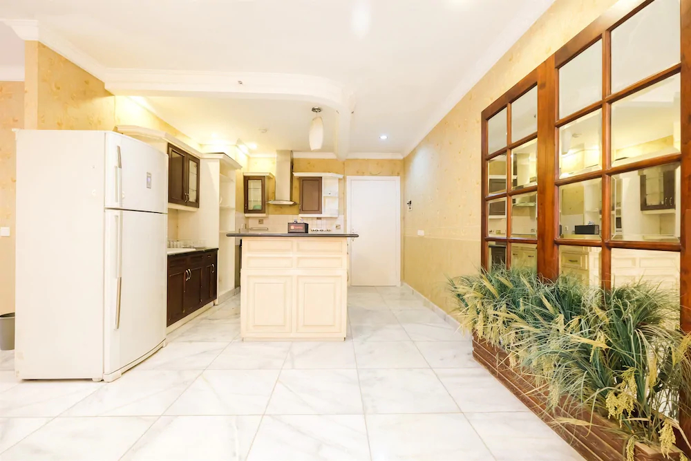 Paladian Park Apartment