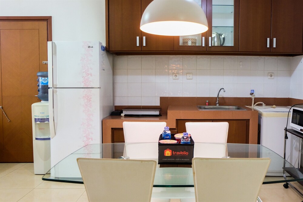 Paladian Park Apartment