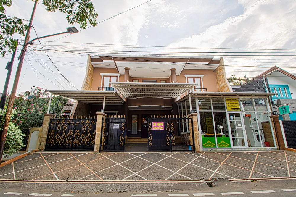 Papago Guest House