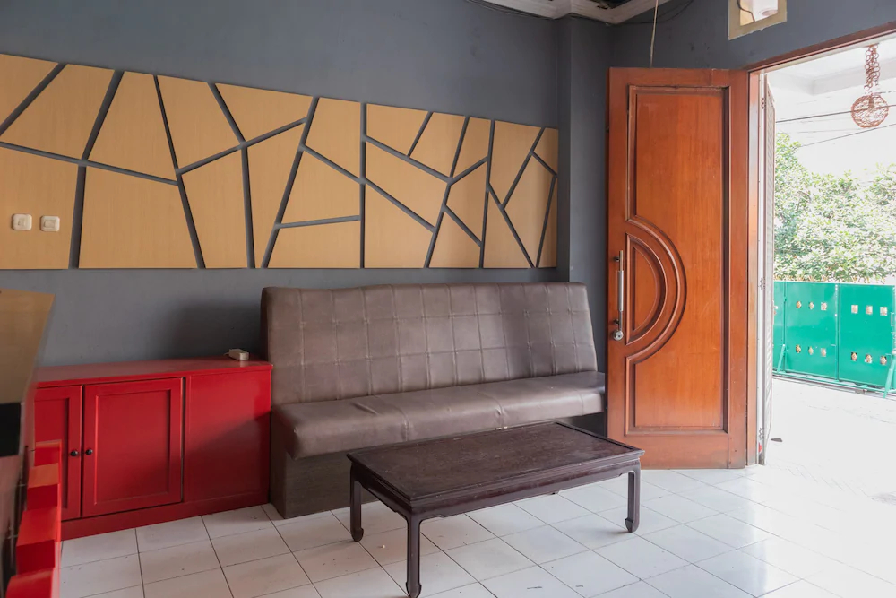 Pasar Baru Inn by OYO Rooms
