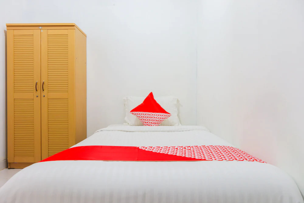 Paulus Residence by OYO Rooms