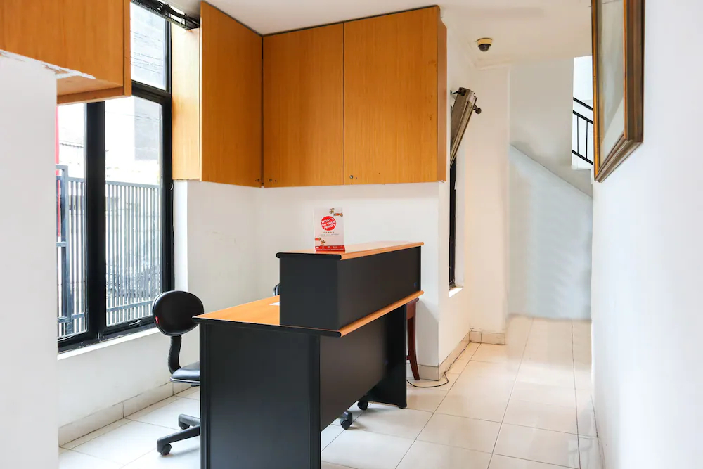 Paulus Residence by OYO Rooms