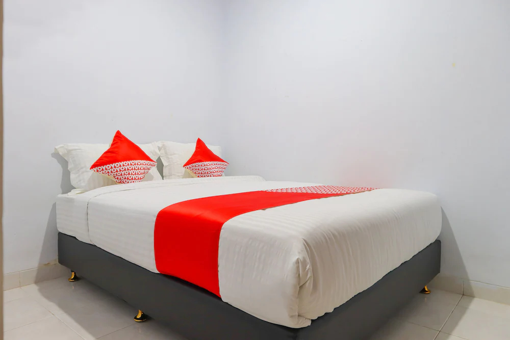 Paulus Residence by OYO Rooms