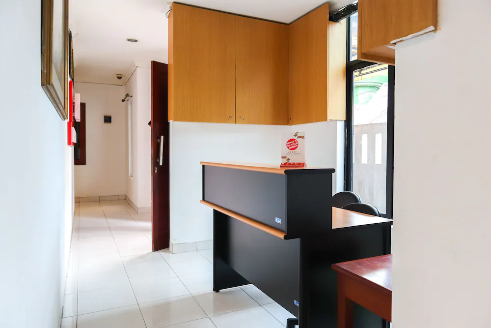 Paulus Residence by OYO Rooms