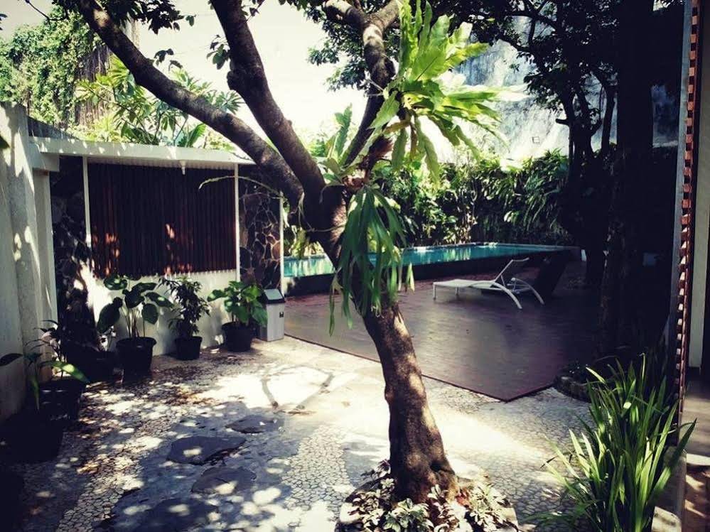 Pejaten Valley Residence