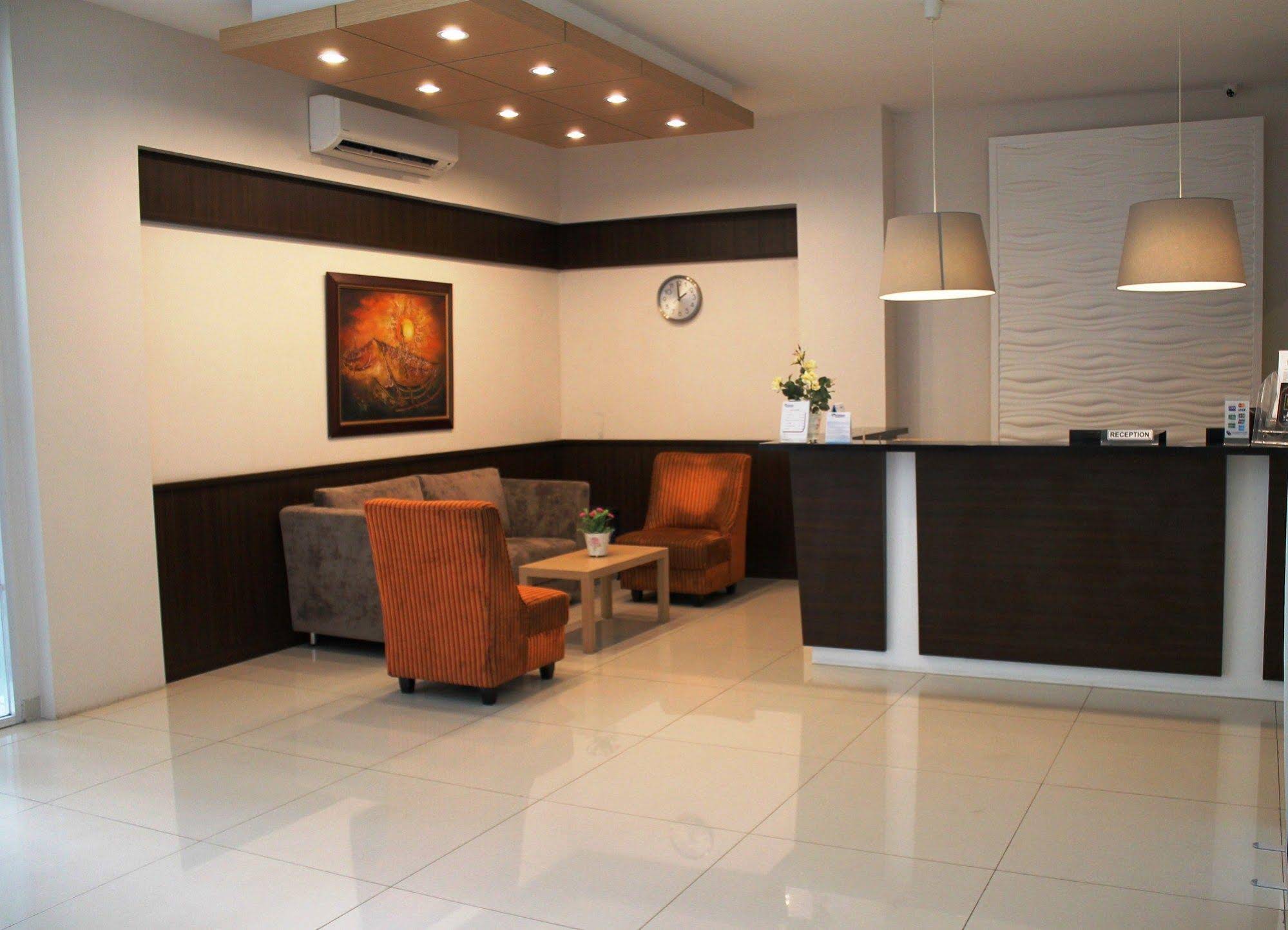 Petogogan Residence