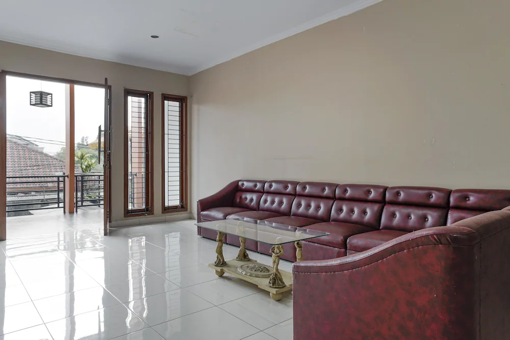 Pinnus Residence By RedDoorz