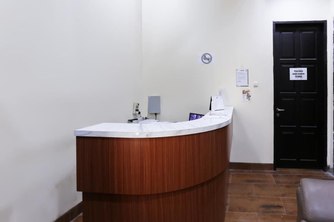 Point Inn by OYO Rooms