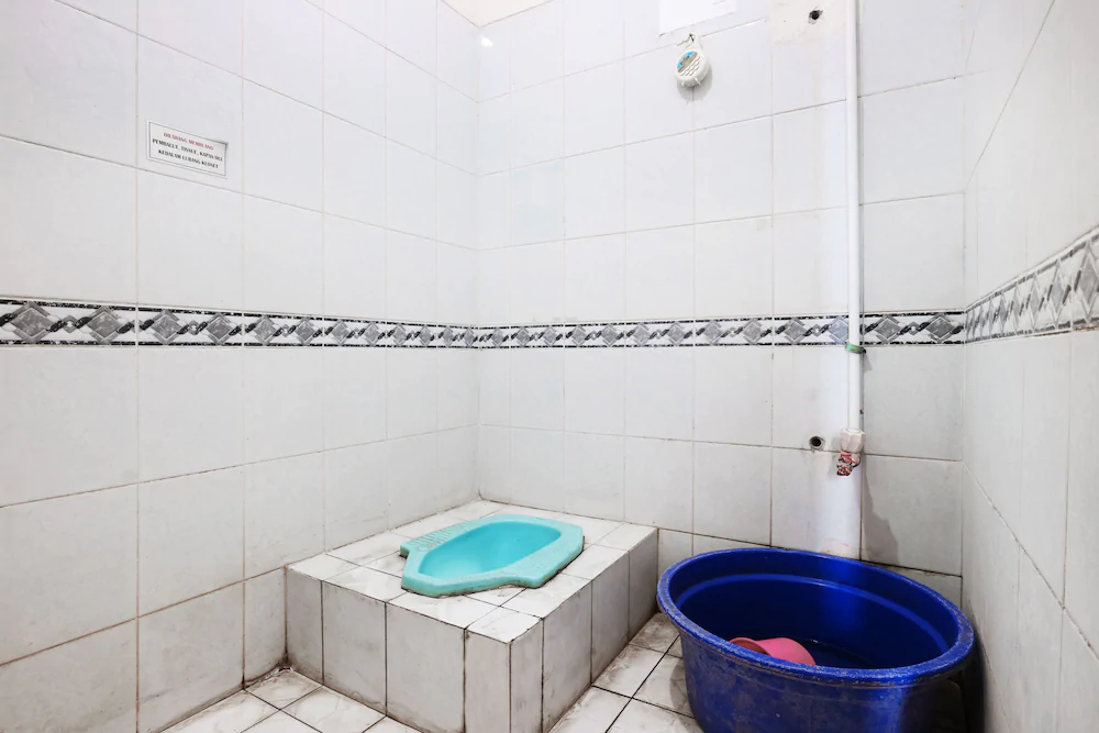 Premium Senen Guesthouse