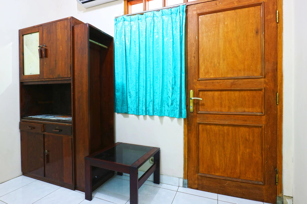 Premium Senen Guesthouse