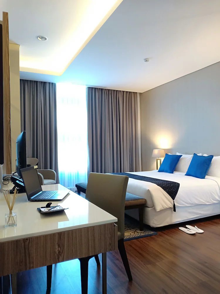 Azana Suites Hotel Antasari