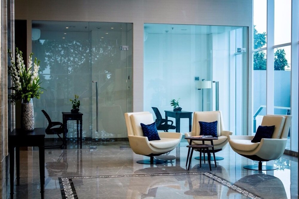 Azana Suites Hotel Antasari