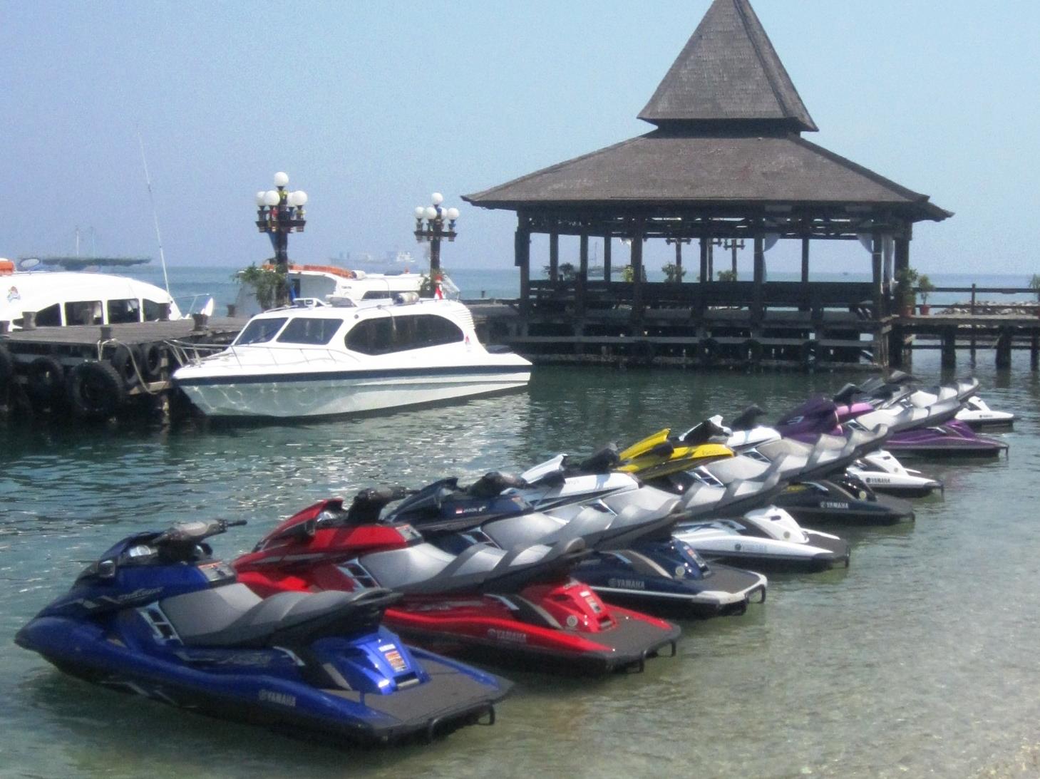 Pulau Ayer Resort & Cottages