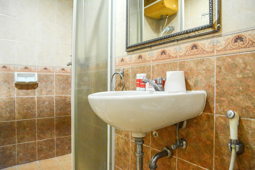 Puri Garden Apartment