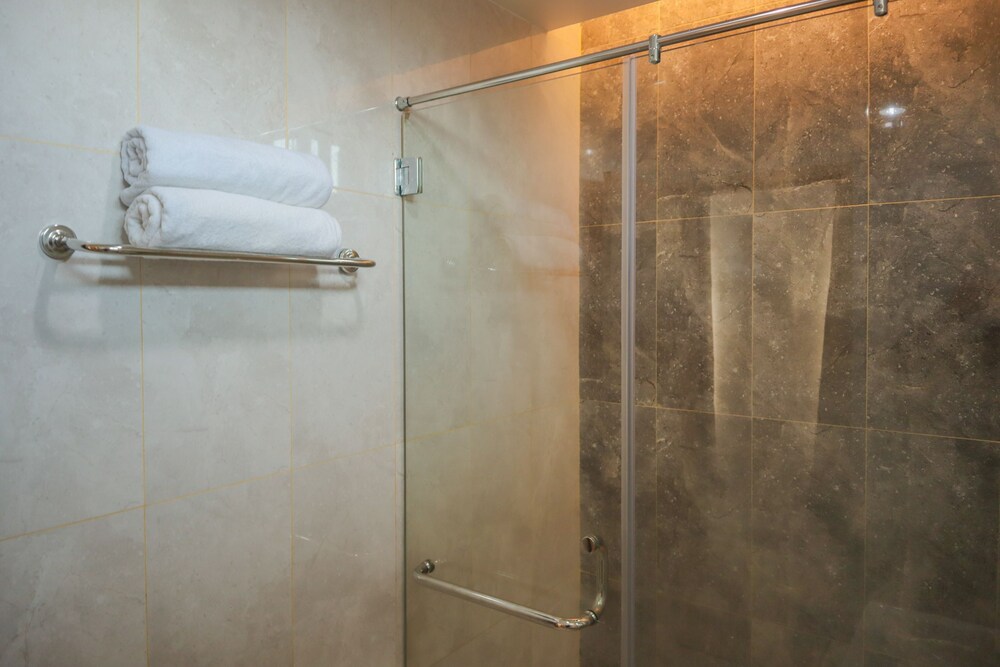 Puri Inn by OYO Rooms