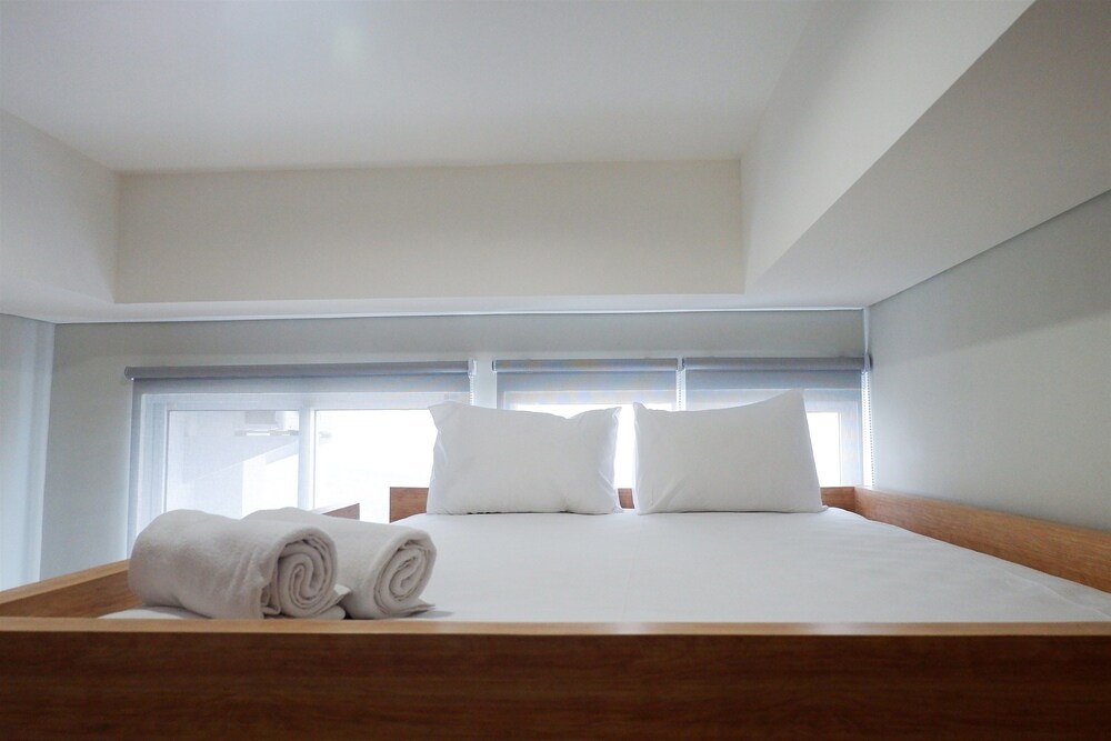 Puri Mansion Apartment