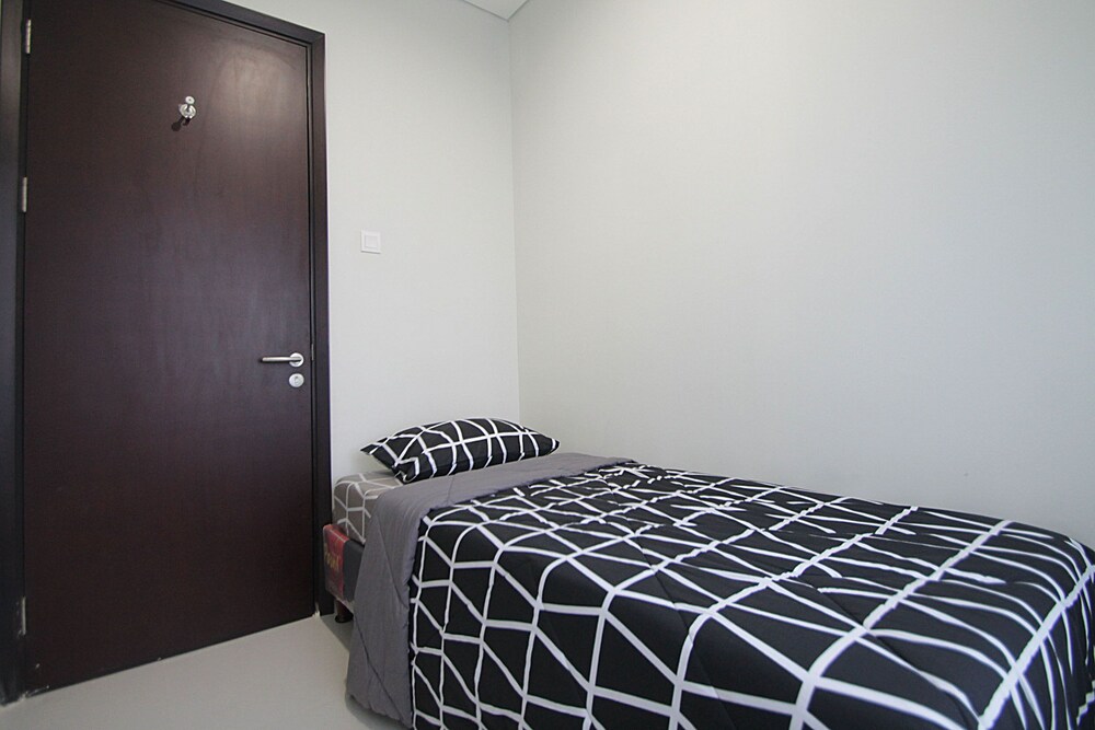 Puri Mansion Apartment