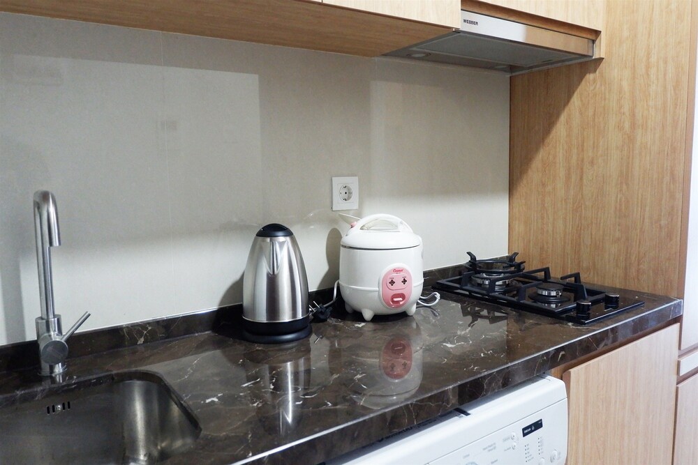 Puri Mansion Apartment