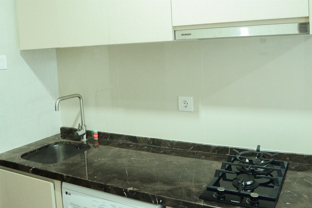 Puri Mansion Apartment