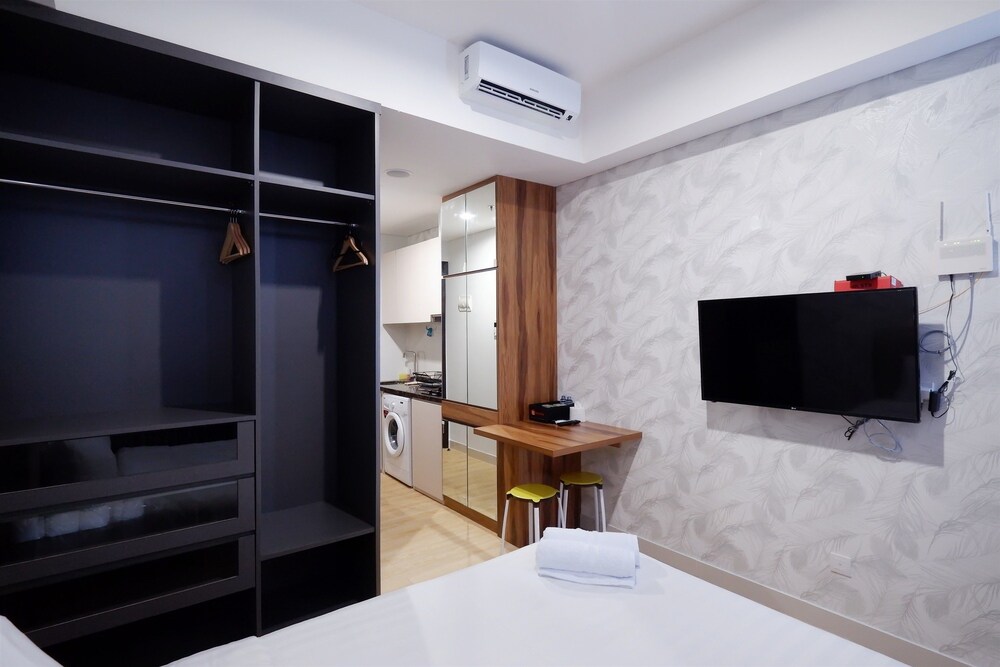 Puri Mansion Apartment