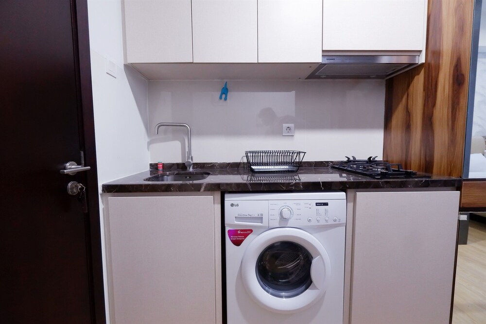 Puri Mansion Apartment