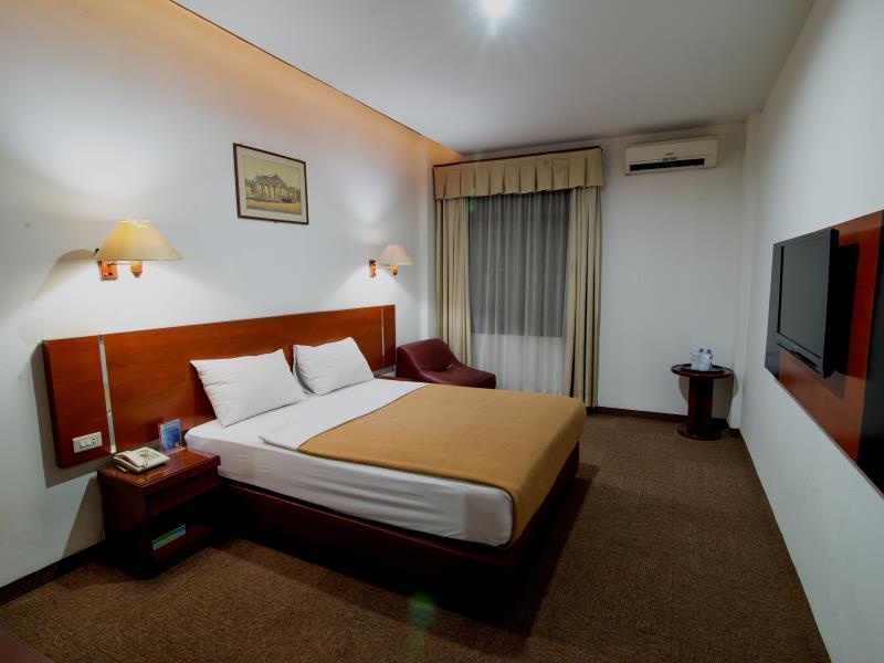 Puri Mega Hotel