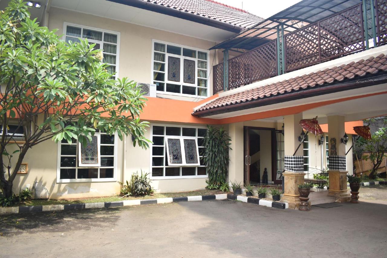 Puri Sawo Manila Residences