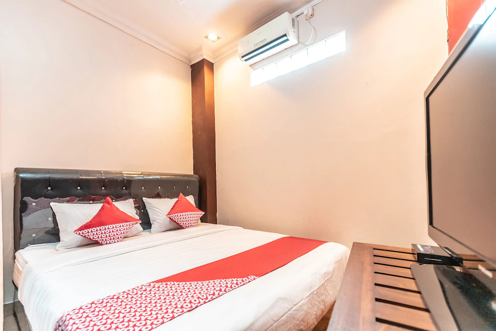 Puspita Guesthouse by OYO Rooms