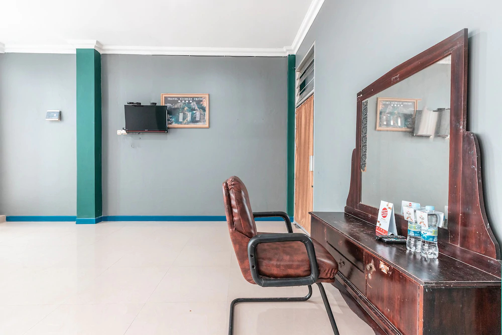 Puspita Guesthouse by OYO Rooms