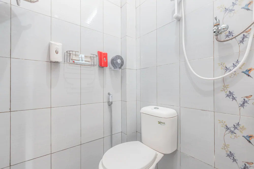 Puspita Guesthouse by OYO Rooms