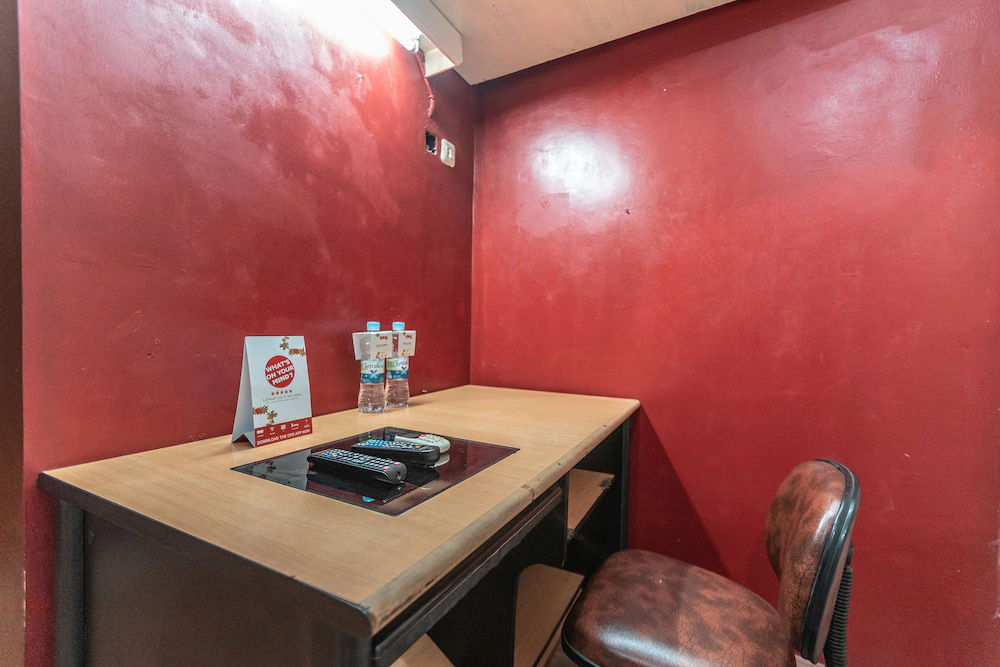 Puspita Guesthouse by OYO Rooms