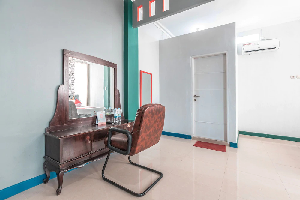 Puspita Guesthouse by OYO Rooms