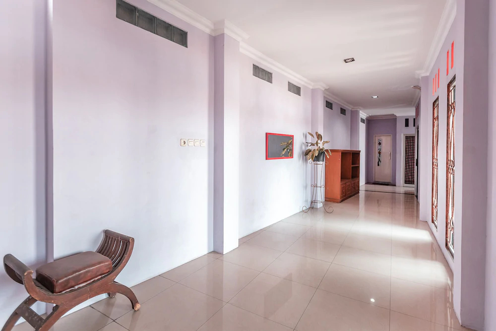 Puspita Guesthouse by OYO Rooms