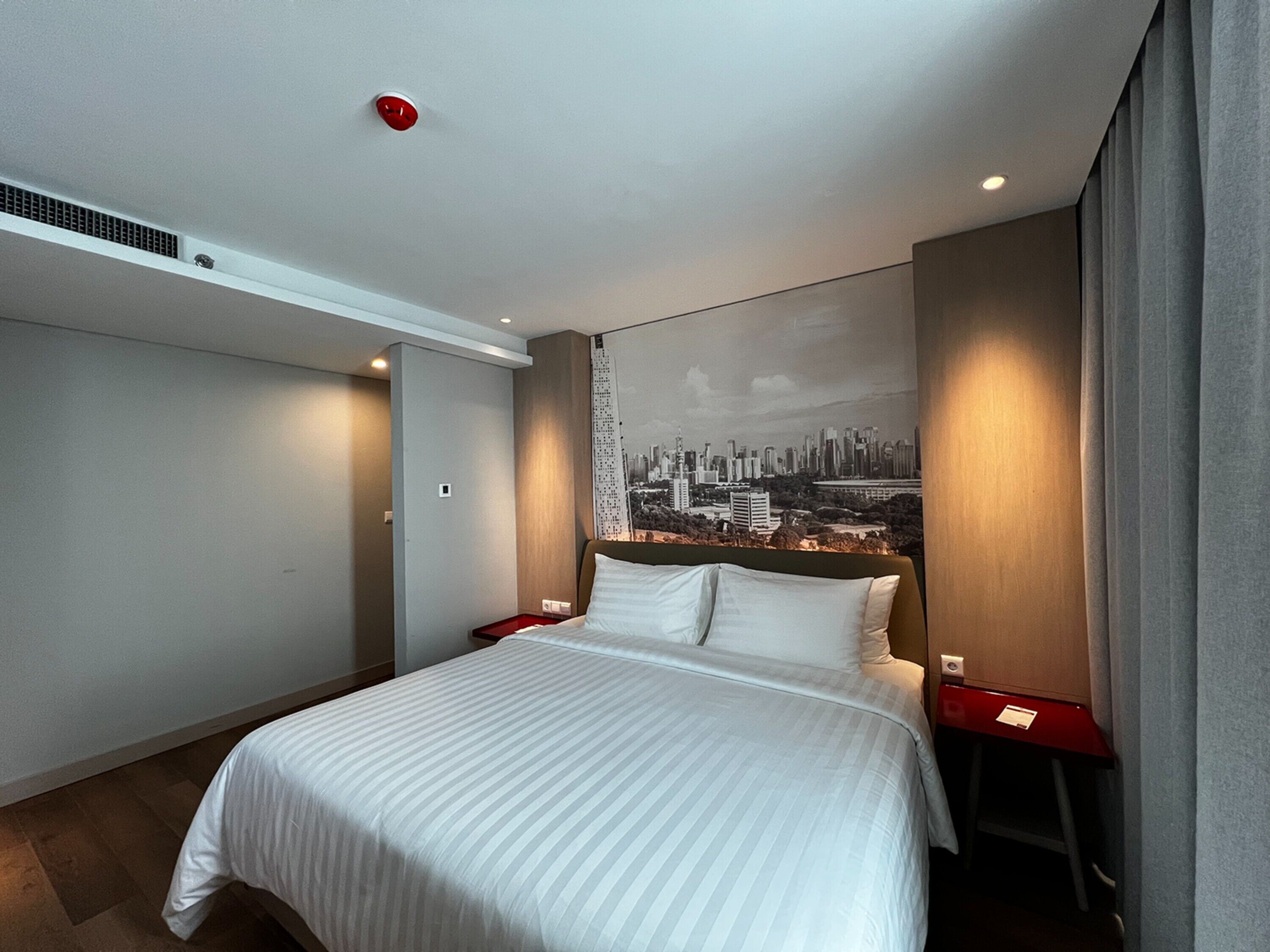 Ra Suites Simatupang