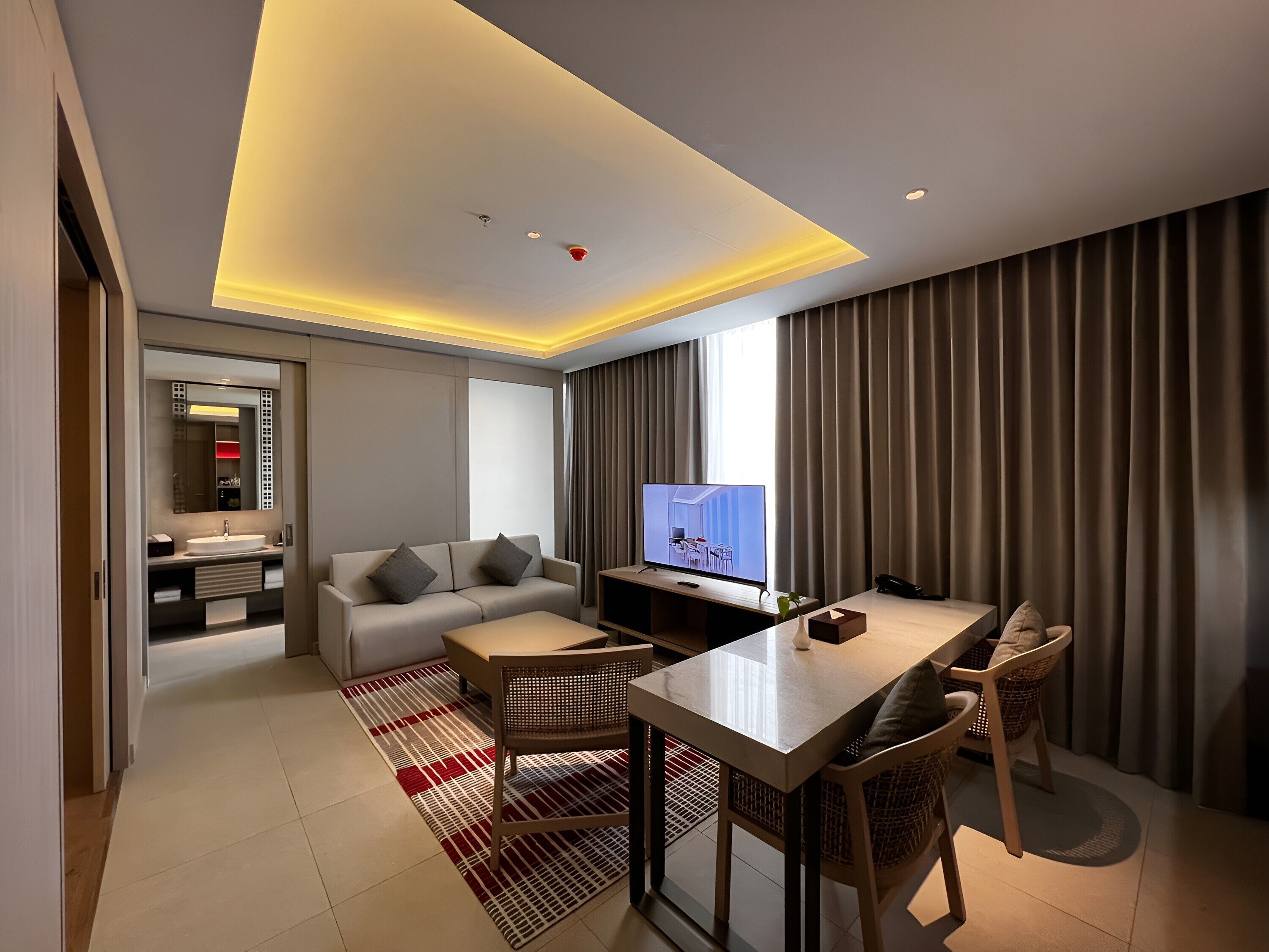 Ra Suites Simatupang