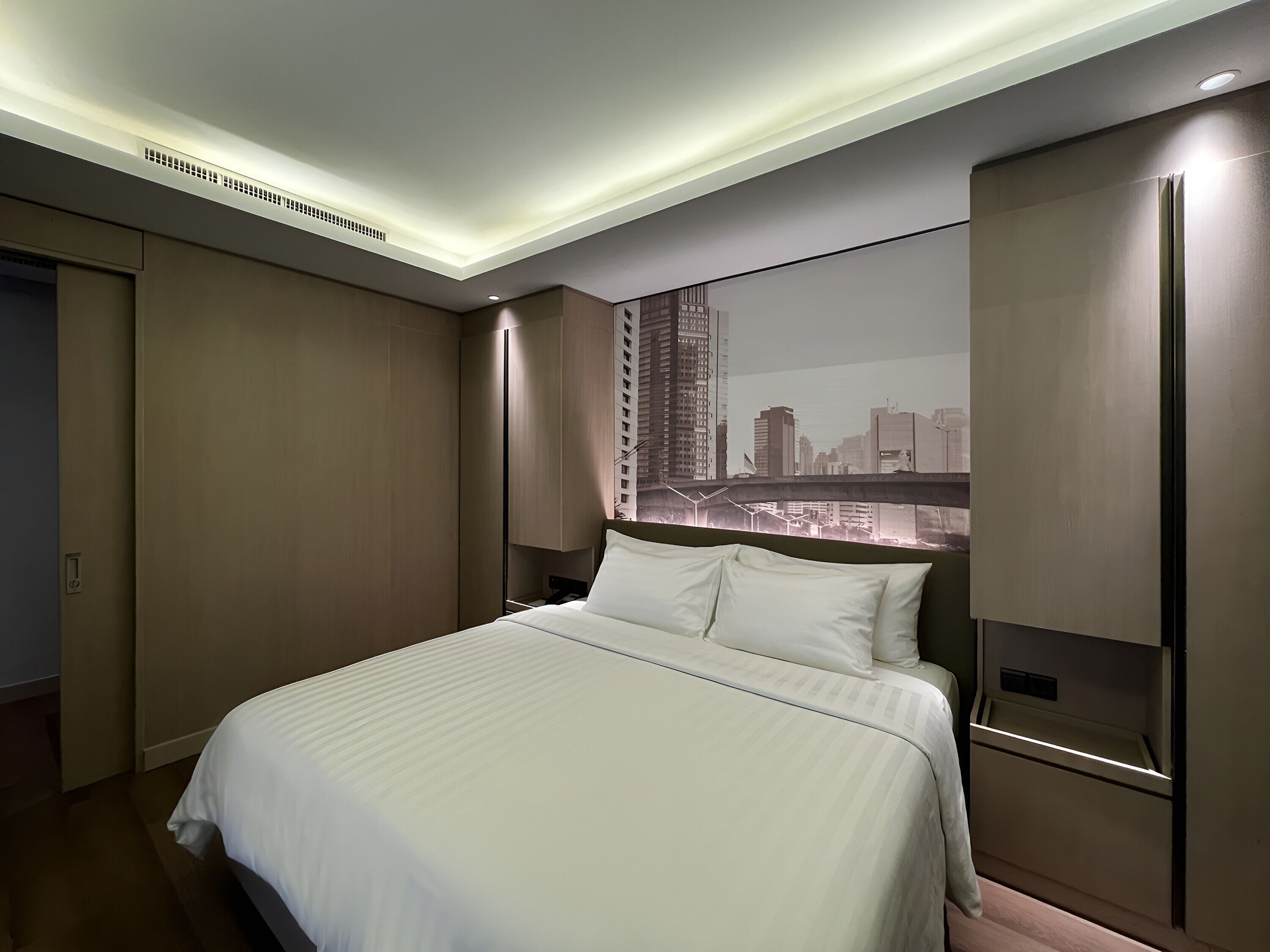 Ra Suites Simatupang