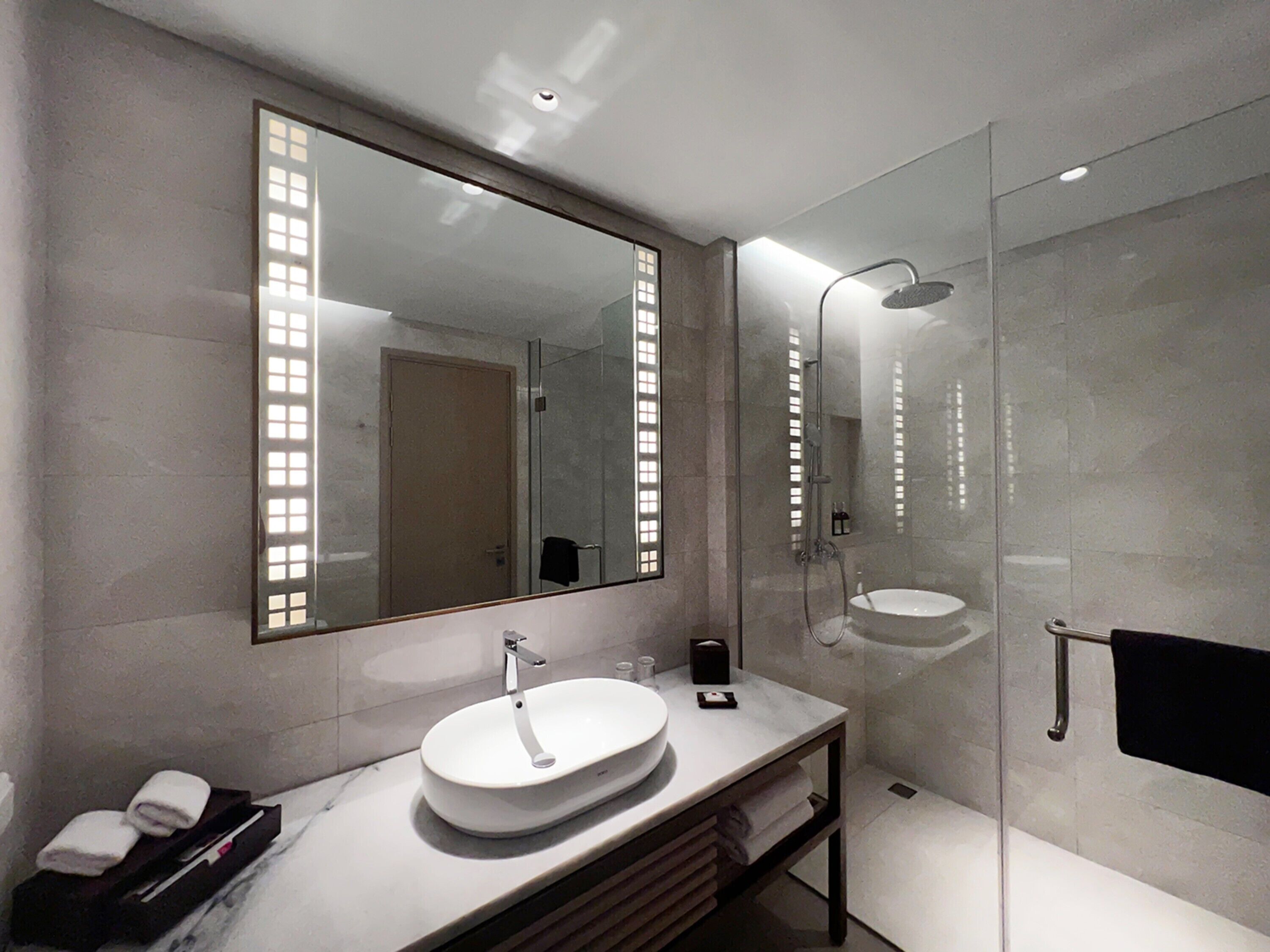 Ra Suites Simatupang