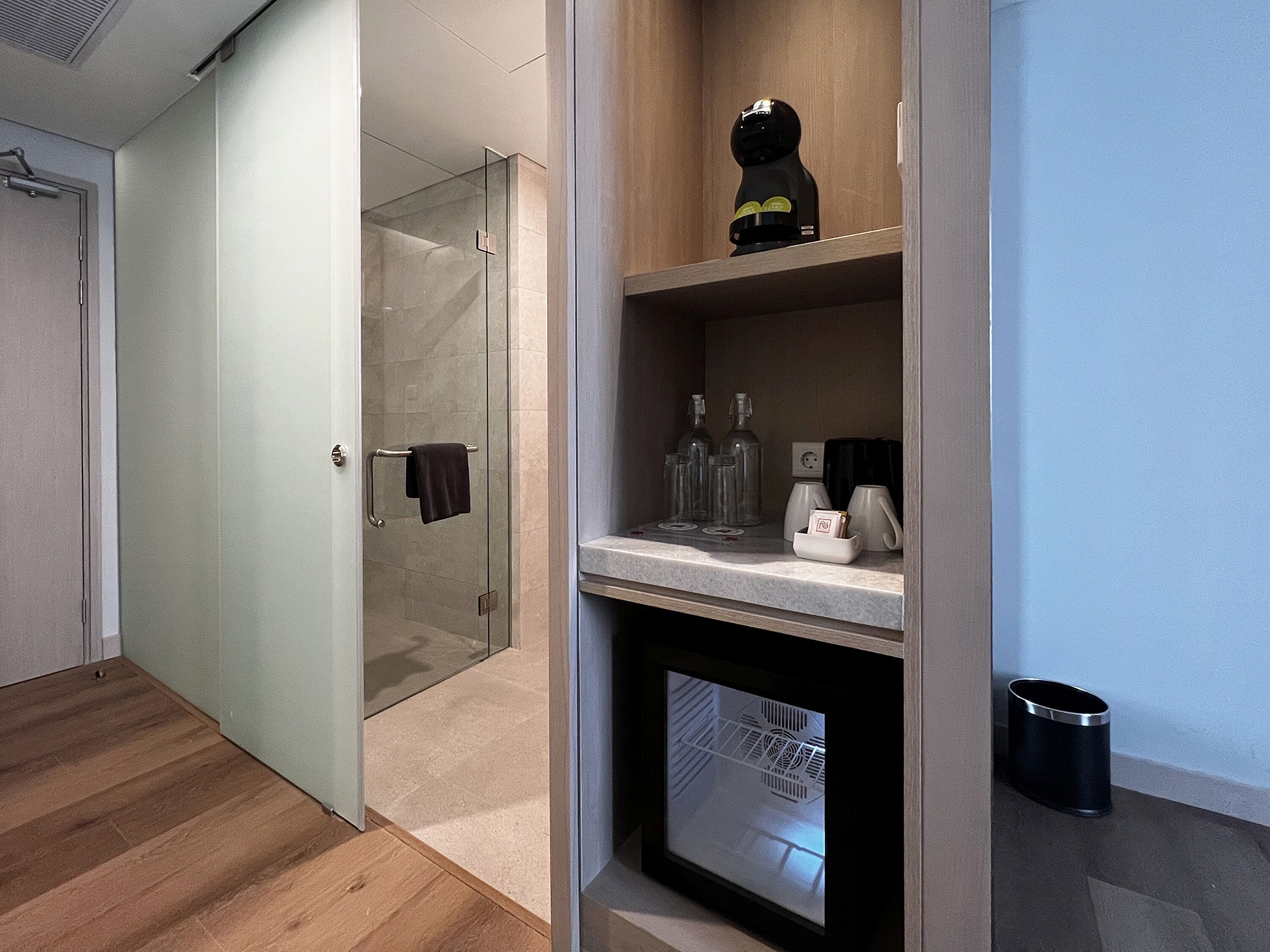 Ra Suites Simatupang