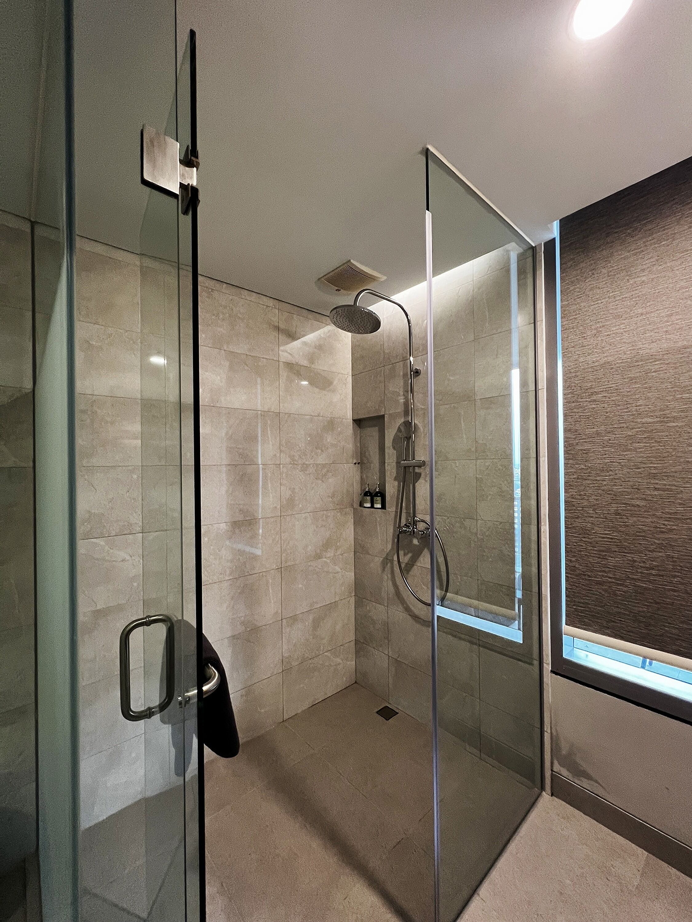 Ra Suites Simatupang