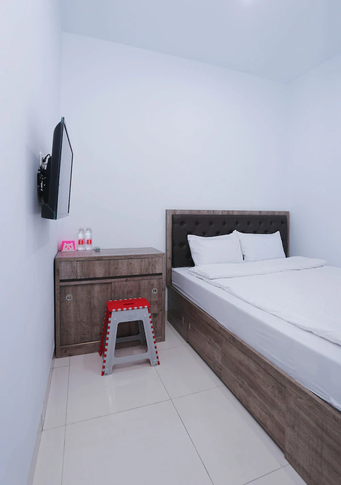 Ratana Cengkareng